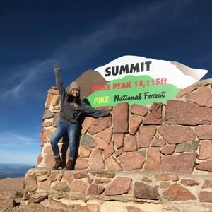 Meet your Posher, Alexis